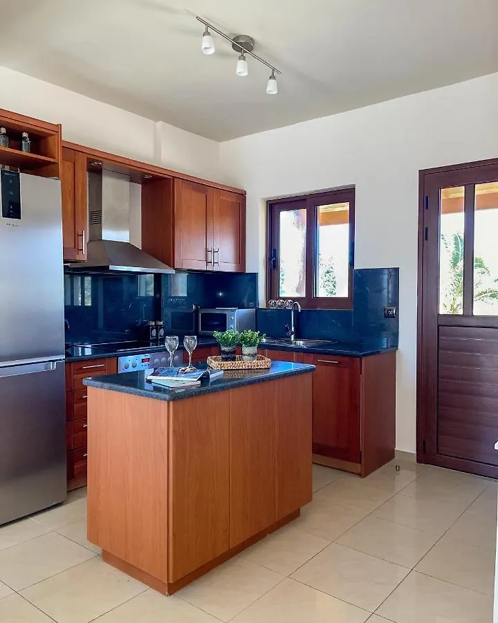 סבורונטה Villa Artemis & Villa Aethra