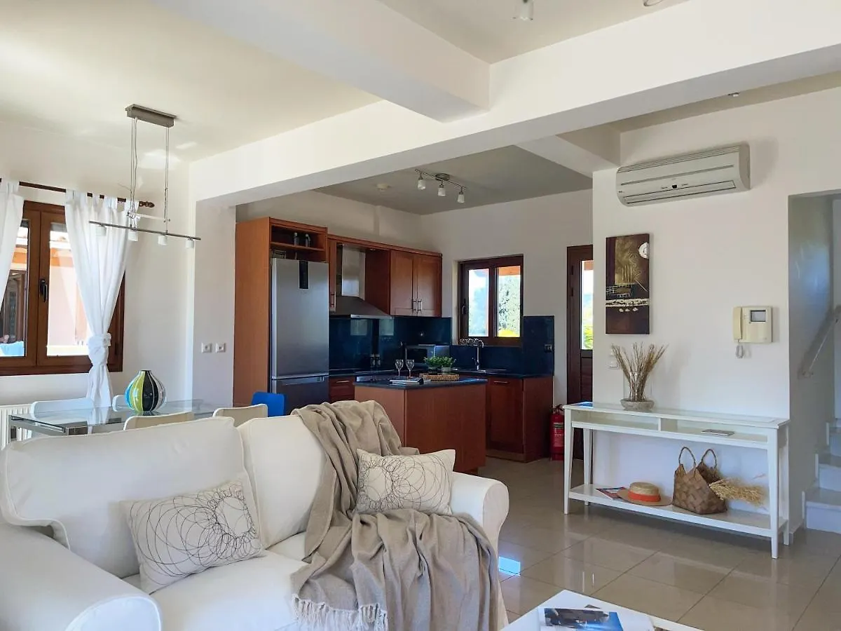 Villa Artemis & Villa Aethra Svoronata