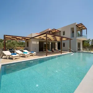 Villa Luxury Majore, Svoronata